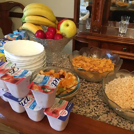 Brookville Manor Bed & Breakfast
